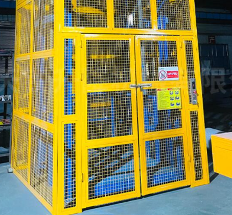 东至货梯可以安装在室外吗